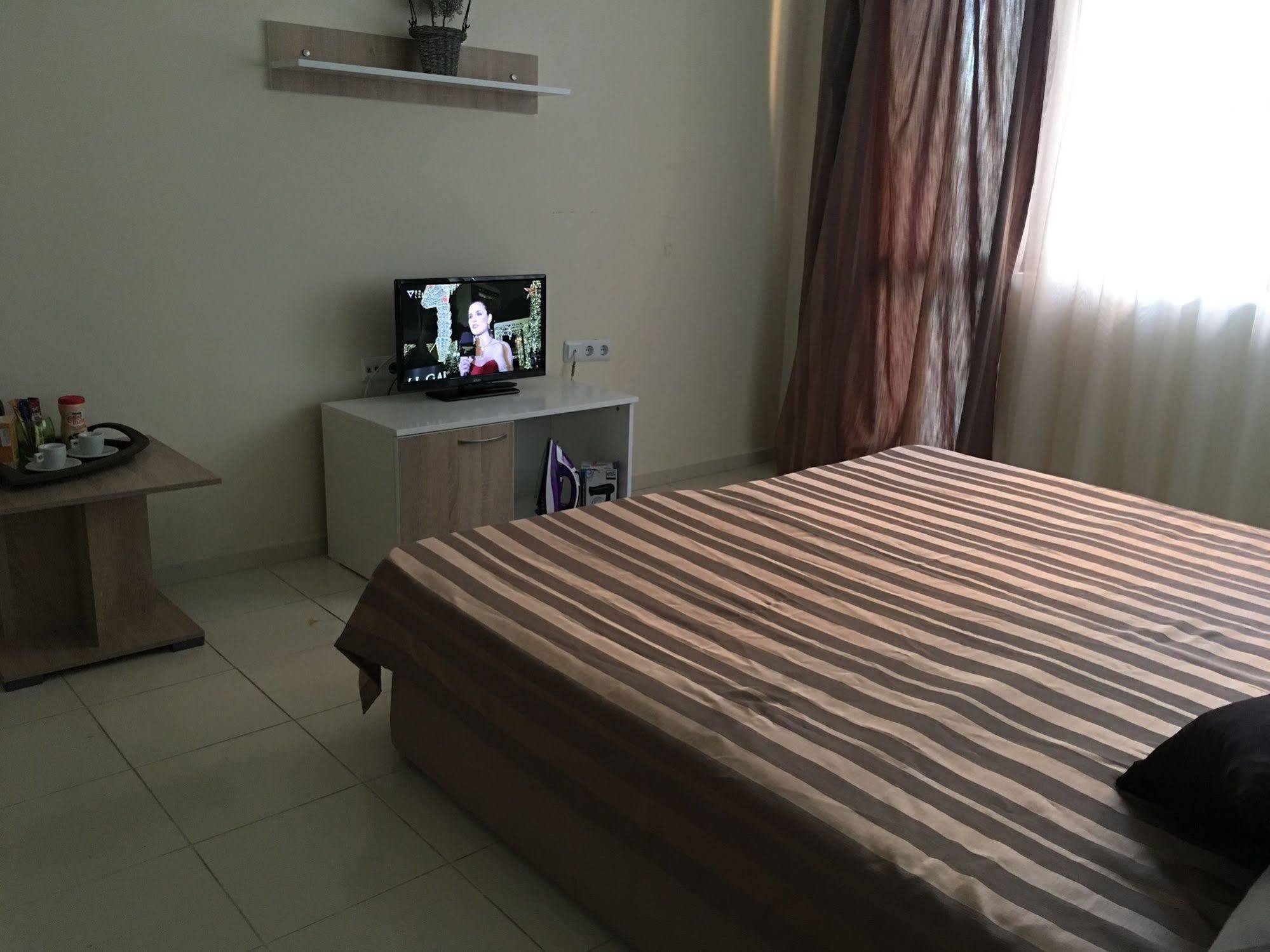 Apartmán Arizona Del Mar Pomorie Exteriér fotografie