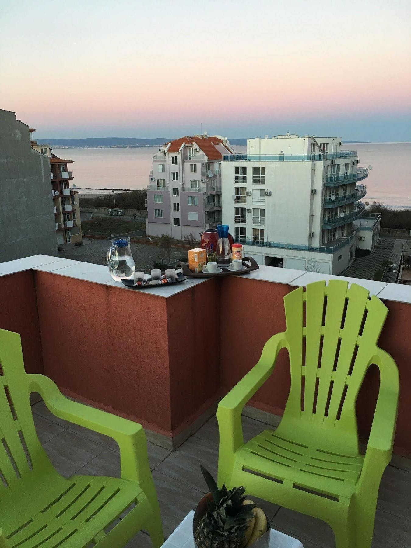 Apartmán Arizona Del Mar Pomorie Exteriér fotografie